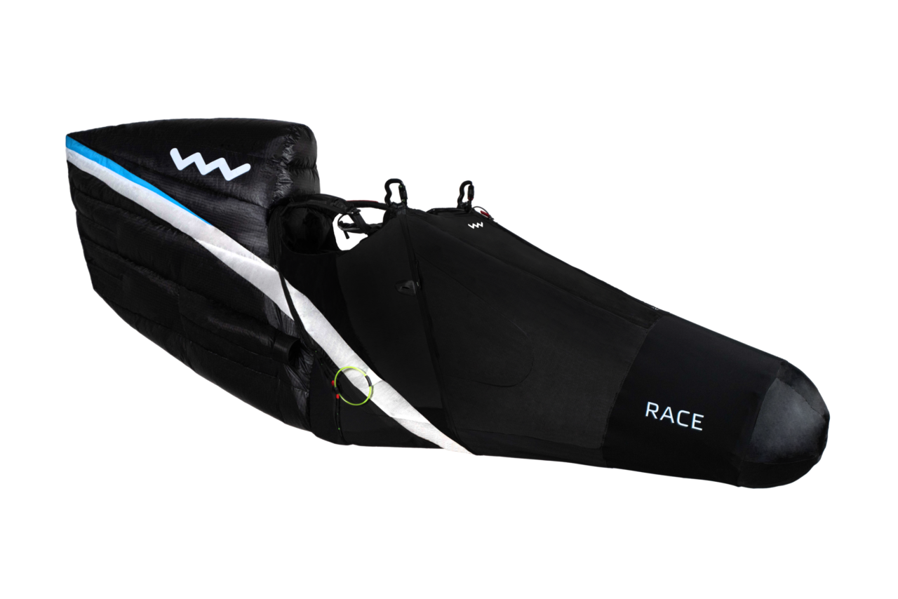 パラグライダー新製品】ウッディーバレーの超軽量ポッドハーネス「RACE」